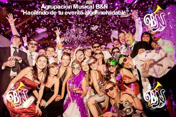 Producción y ambiente de Grupo Versátil B & N
