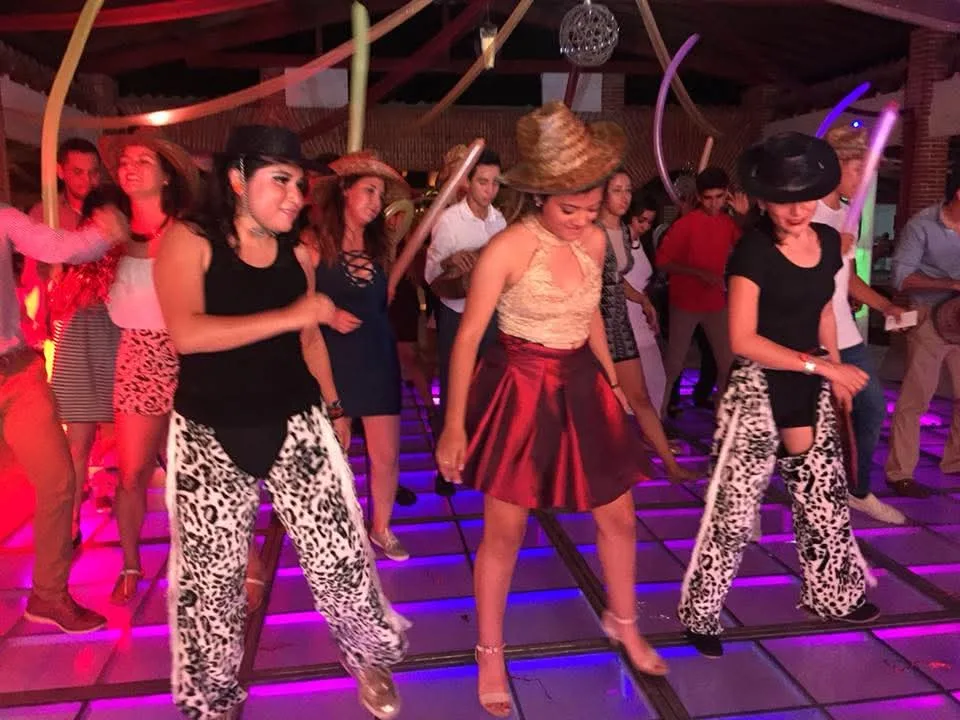 Producción y ambiente de Grupo Versátil B & N